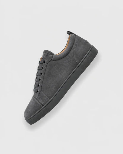 SUEDE SNEAKER