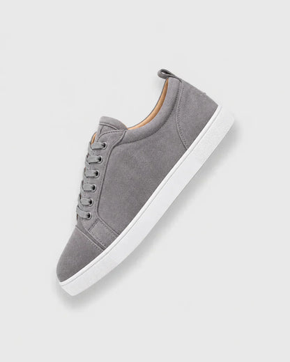 SUEDE SNEAKER