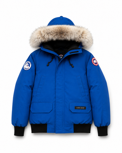 Jacke mit flauschigem Fellbesatz